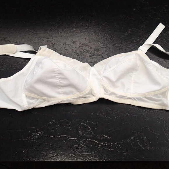 Exquisite Form White Bra Size 40B - Picture 1 of 8